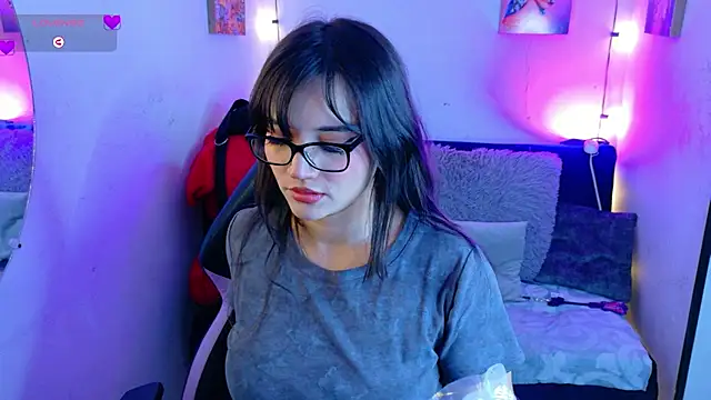 MiaVelvetDoll online show from 10/06/25, 01:23