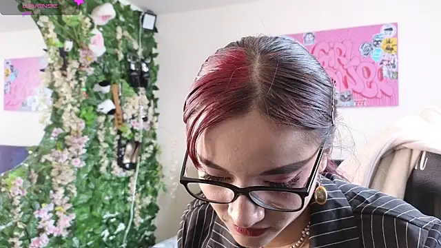 MiaVelvetDoll online show from 02/11/26, 02:39