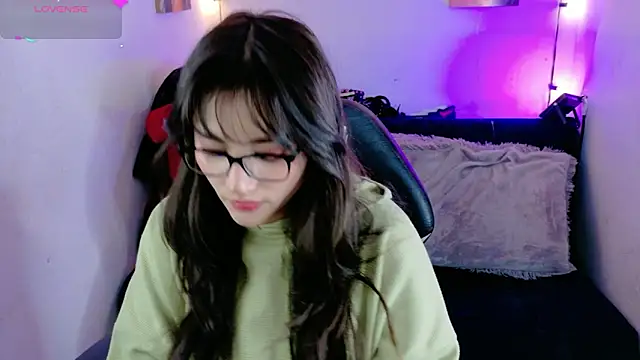 MiaVelvetDoll online show from 11/21/25, 01:43