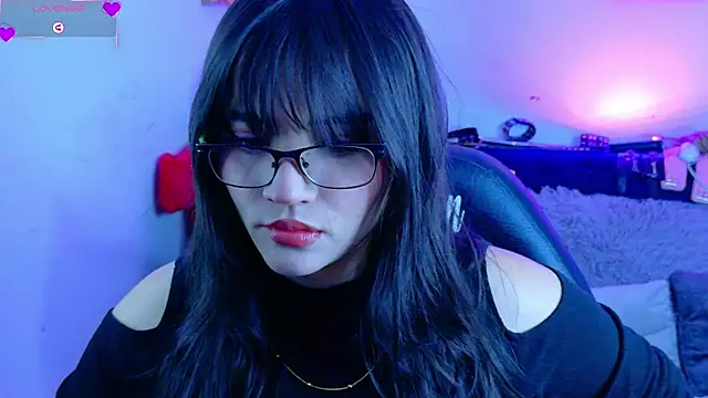 MiaVelvetDoll online show from 09/17/25, 02:19