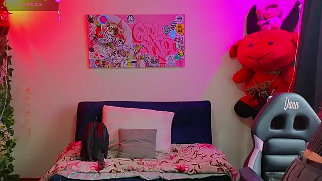 MiaVelvetDoll online show from 03/28/26, 02:29