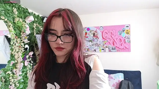 MiaVelvetDoll online show from 03/14/26, 02:56