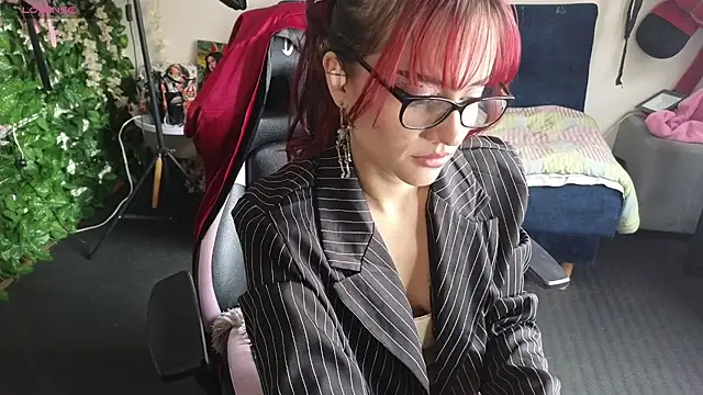Snapshot of MiaVelvetDoll chatting on 07/04/26, 02:32 MiaVelvetDoll online show from 07/04/26, 02:32