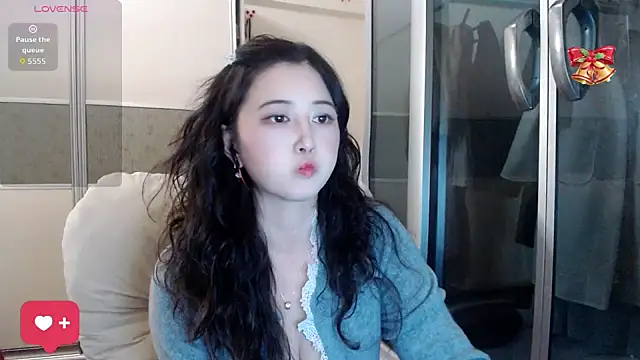 xx9938 online show from 10/21/25, 01:54