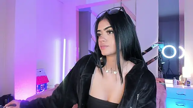 EmmaStonns online show from 01/13/26, 01:04