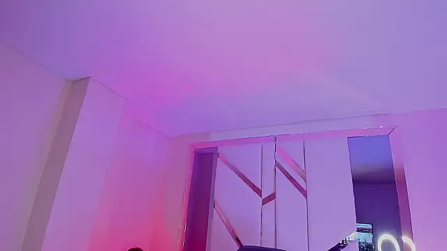 EmmaStonns online show from 11/24/25, 02:06