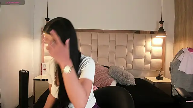 EmmaStonns online show from 04/02/26, 01:18