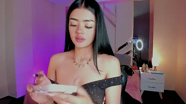 EmmaStonns online show from 11/07/25, 02:54