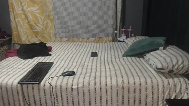 SEXYHUGEASS21 online show from 06/06/26, 05:56