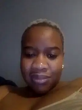 SEXYHUGEASS21 online show from 05/17/26, 05:13