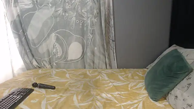 SEXYHUGEASS21 online show from 11/18/25, 07:11