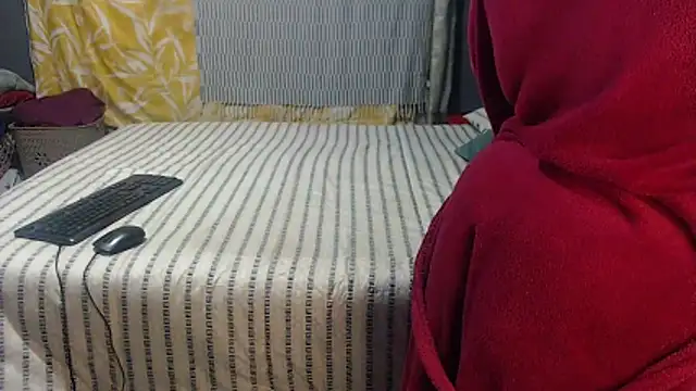 SEXYHUGEASS21 online show from 06/10/26, 06:03