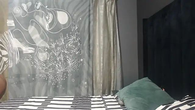 SEXYHUGEASS21 online show from 04/26/26, 03:20