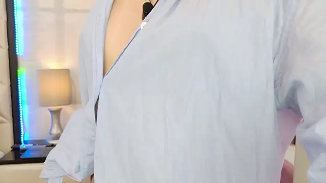 AtheneaCross online show from 10/28/25, 07:46