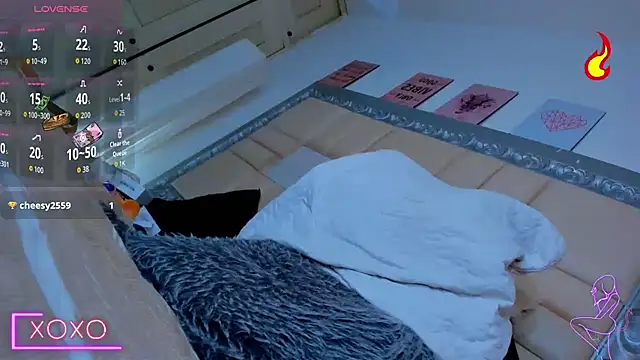 Snapshot of EbonyWildYou chatting on 10/22/25, 02:27 EbonyWildYou online show from 10/22/25, 02:27