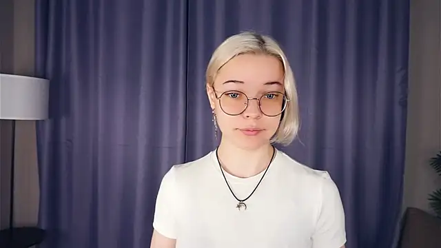 EdaKirkIin online show from 11/28/25, 05:18