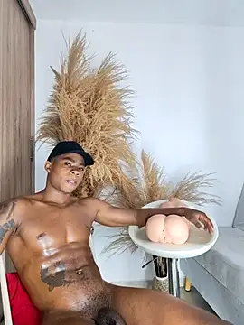 liambolt online show from 10/26/25, 12:27