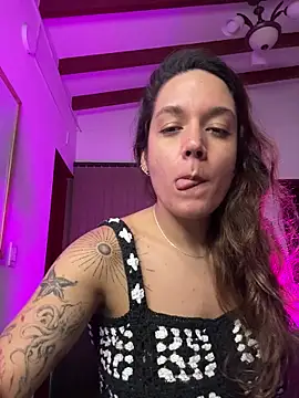 Sophia House  online show from 11/07/25, 11:52