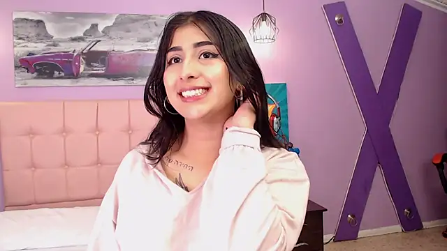 Snapshot of Dulciinea_07_ chatting on 10/14/25, 03:18 Dulciinea 07 online show from 10/14/25, 03:18