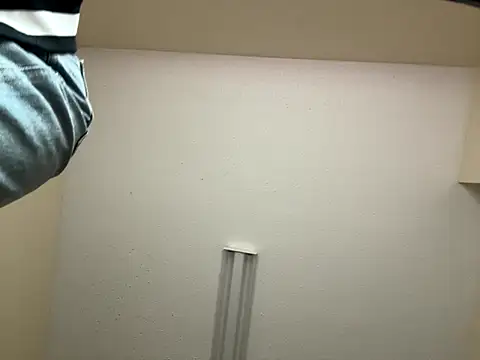 Snapshot of luvrgrllani chatting on 10/06/25, 03:46 luvrgrllani online show from 10/06/25, 03:46