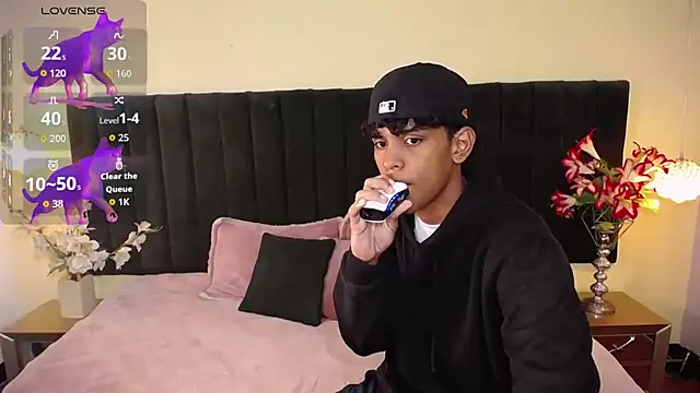 jhos padill online show from 10/25/25, 01:23