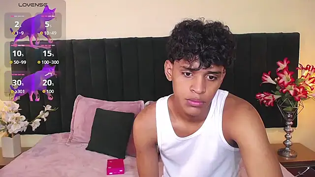 jhos padill online show from 10/27/25, 01:23