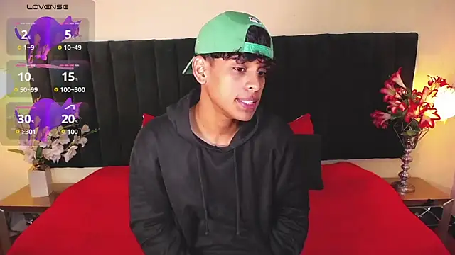 jhos padill online show from 10/13/25, 01:45