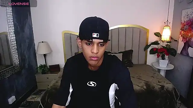 jhos padill online show from 12/02/25, 01:35