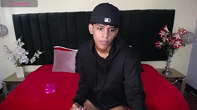 jhos padill online show from 10/04/25, 01:23