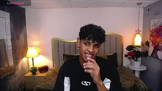 jhos padill online show from 12/20/25, 01:25