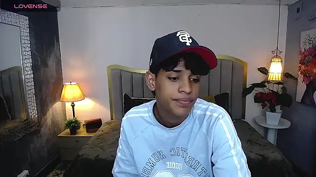 jhos padill online show from 12/05/25, 01:21