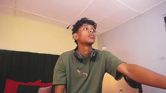 jhos padill online show from 09/10/25, 01:21