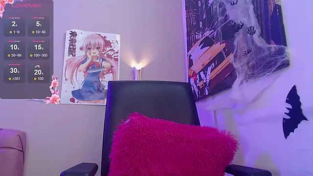 saray 0 online show from 10/23/25, 12:42