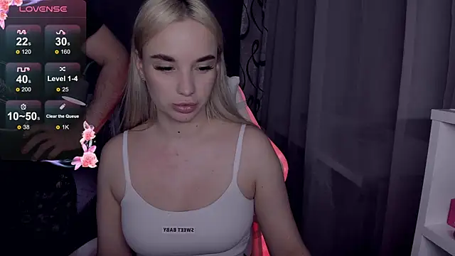 KiraKrox online show from 02/25/26, 08:08