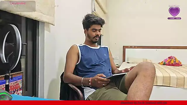 Snapshot of mrbuddy85 chatting on 10/18/25, 05:59 mrbuddy85 online show from 10/18/25, 05:59