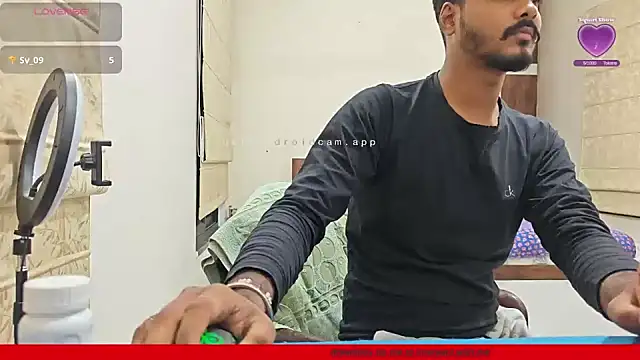 Snapshot of mrbuddy85 chatting on 11/15/25, 06:01 mrbuddy85 online show from 11/15/25, 06:01