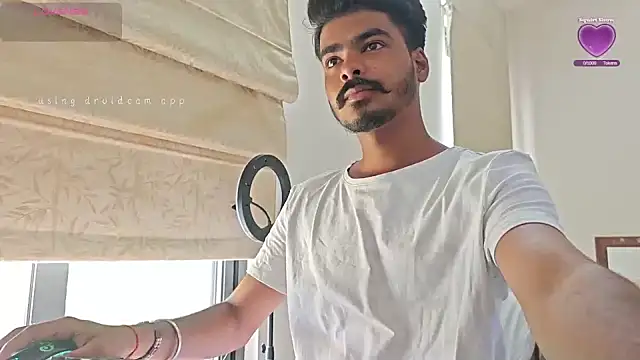 Snapshot of mrbuddy85 chatting on 09/28/25, 07:59 mrbuddy85 online show from 09/28/25, 07:59