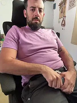 Snapshot of elpeaciente chatting on 11/06/25, 02:10 elpeaciente online show from 11/06/25, 02:10