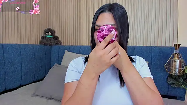 angel ponce online show from 12/22/25, 07:14