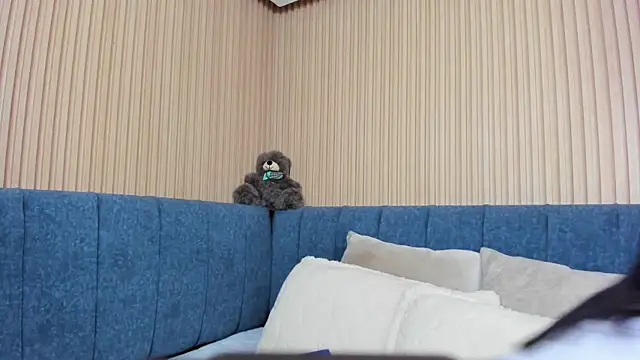 angel ponce online show from 09/22/25, 07:09