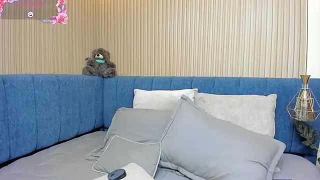 angel ponce online show from 04/13/26, 07:07