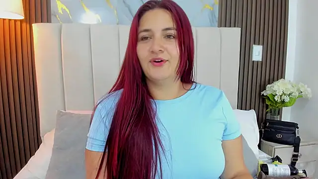 Snapshot of Victoria_Guzman chatting on 07/08/26, 03:13 Victoria Guzman online show from 07/08/26, 03:13