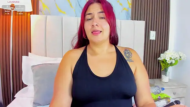 Snapshot of Victoria_Guzman chatting on 04/30/26, 04:25 Victoria Guzman online show from 04/30/26, 04:25