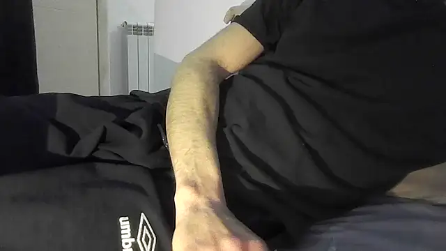 RaoufDz17cm online show from 04/16/26, 09:39