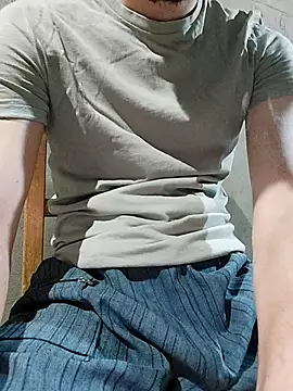 RaoufDz17cm online show from 09/18/25, 08:23