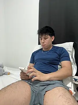 Snapshot of Axel_es chatting on 02/01/26, 08:18 Axel es online show from 02/01/26, 08:18