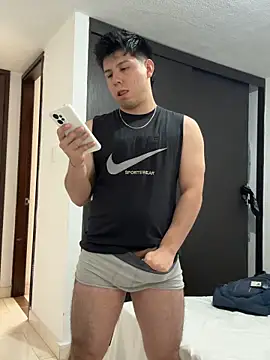 Snapshot of Axel_es chatting on 02/09/26, 08:18 Axel es online show from 02/09/26, 08:18