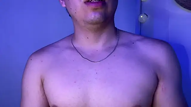 Snapshot of Axel_es chatting on 02/26/26, 01:11 Axel es online show from 02/26/26, 01:11