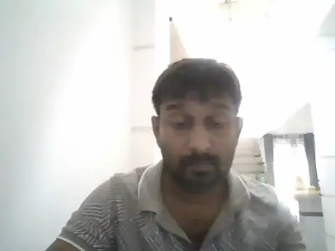 Snapshot of Chathutharu chatting on 10/11/25, 11:22 Chathutharu online show from 10/11/25, 11:22