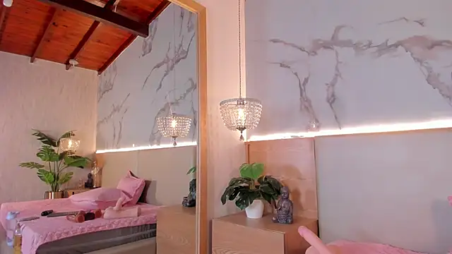 Celeste-Evanns online show from 02/23/26, 07:47